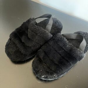 Polyester Faux Fur Size Medium 7/8 Womens Black Slides Slippers Slip Ons